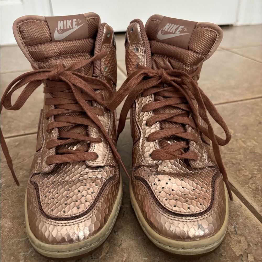 Nike Women's Brown High-Top Sneakers